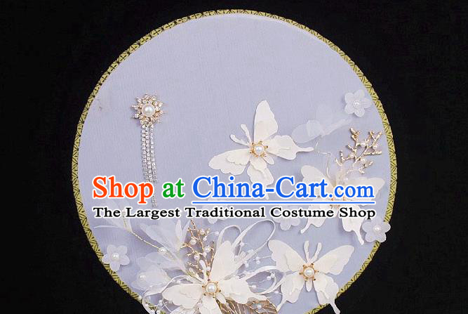 China Handmade White Butterfly Palace Fan Traditional Bride Circular Fan Wedding Silk Fan