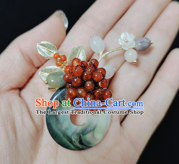 Handmade China Cheongsam Breastpin Classical Jewelry Garnet Beads Brooch Accessories