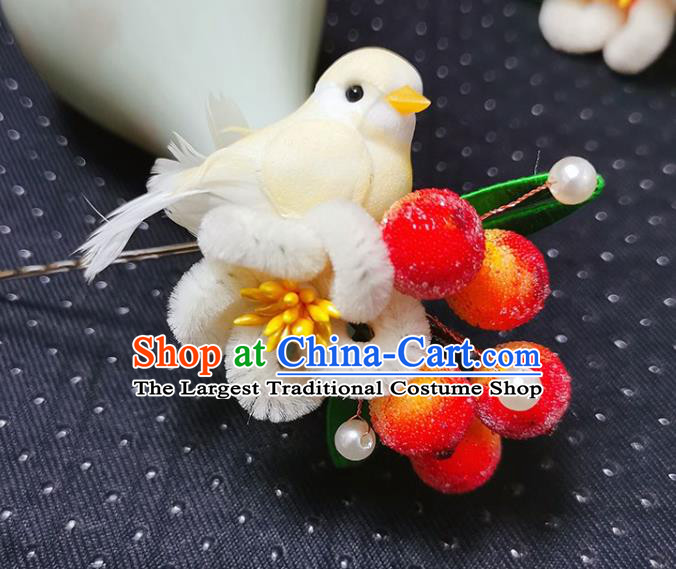 China Classical Velvet Pigeon Berry Hairpin Handmade Hair Stick Traditional Hair Accessories