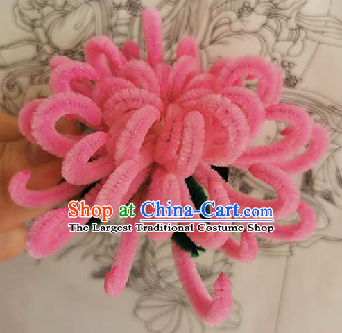 China Traditional Ming Dynasty Pink Velvet Chrysanthemum Hair Claw Handmade Ancient Empress Hair Stick