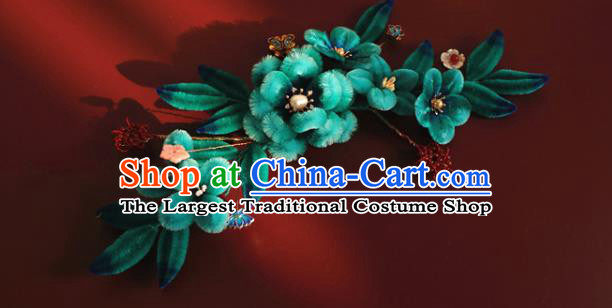 China Handmade Green Velvet Plum Blossom Hair Stick Traditional Ancient Qing Dynasty Court Woman Flowers Hairpin