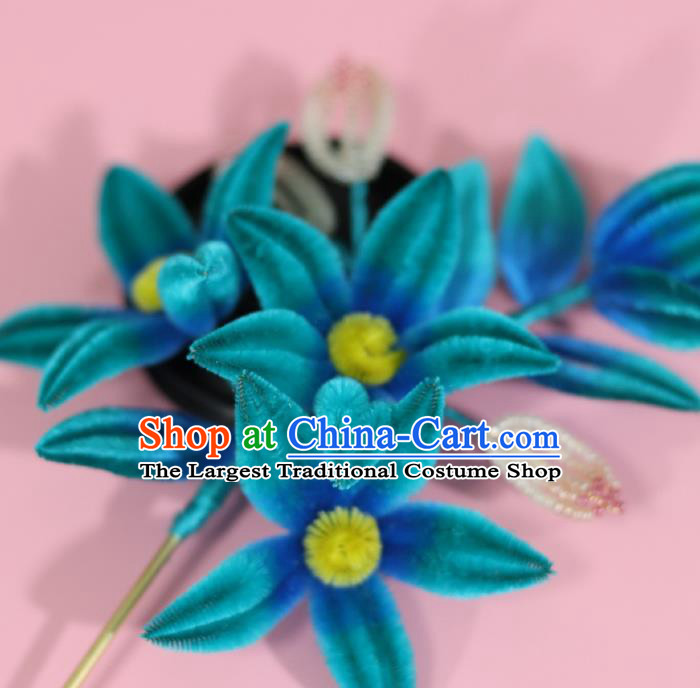 China Handmade Beads Leaf Hair Stick Traditional Ancient Qing Dynasty Court Woman Blue Velvet Flower Hairpin
