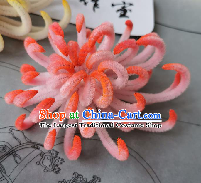 China Traditional Hanfu Hairpin Ancient Princess Hair Stick Handmade Red Velvet Chrysanthemum Hair Claw