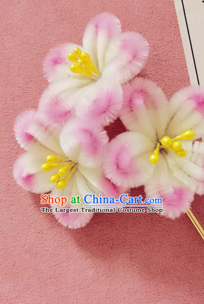 China Handmade Pink Flowers Hair Stick Traditional Hanfu Hair Accessories Classical Cheongsam Velvet Plum Blossom Hairpin