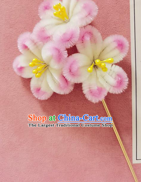 China Handmade Pink Flowers Hair Stick Traditional Hanfu Hair Accessories Classical Cheongsam Velvet Plum Blossom Hairpin