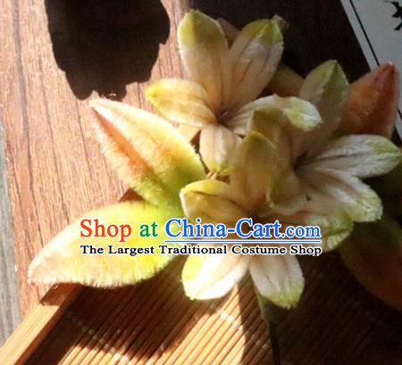 China Classical Hanfu Hairpin Traditional Ancient Palace Lady Velvet Flowers Hair Stick