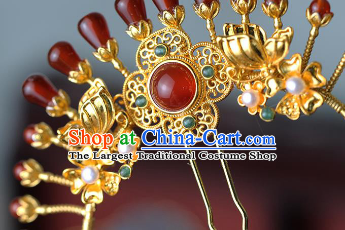 China Ancient Empress Pearls Golden Hairpin Traditional Ming Dynasty Court Queen Agate Hair Stick