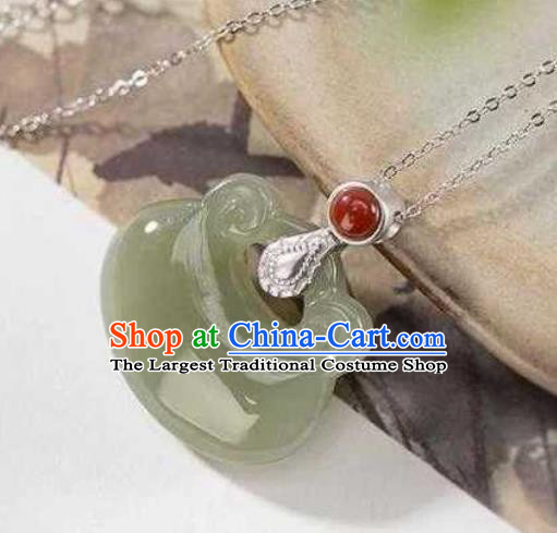 China Classical Cheongsam Coral Accessories Traditional Hetian Jade Lock Necklace