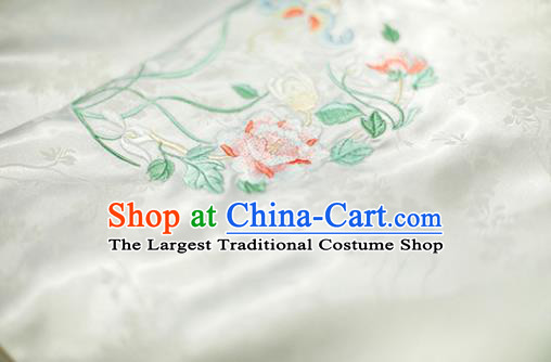 China Ancient Young Lady Embroidered Hanfu Clothing Traditional Ming Dynasty Historical Costumes