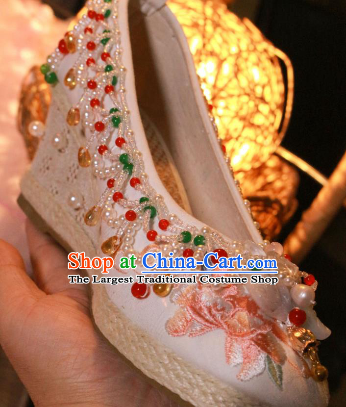 Chinese Wedge Heel Shoes Handmade Beads Tassel Shoes Traditional Embroidered Shoes