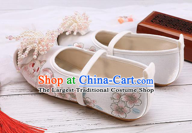 China Classical Hanfu Shoes Traditional Embroidered White Shoes for Kids
