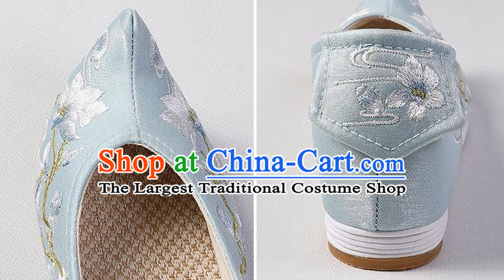 Chinese Ming Dynasty Princess Light Blue Shoes Handmade Embroidered Mangnolia Shoes Traditional Hanfu Bow Shoes