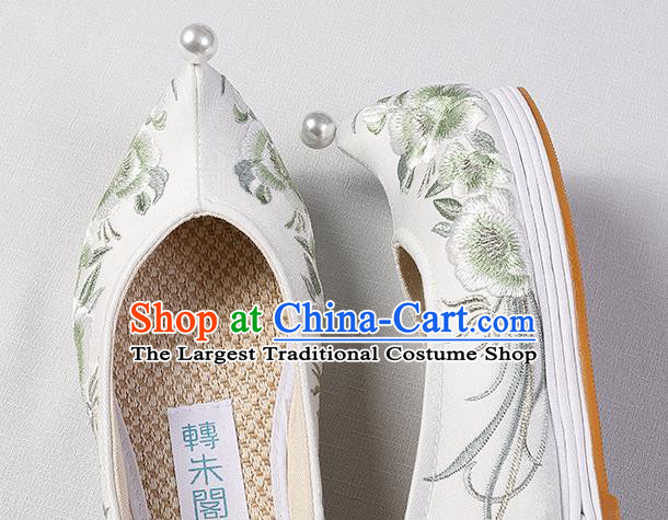 Chinese Bow Shoes Handmade Embroidered Peach Blossom Shoes Traditional Hanfu Shoes