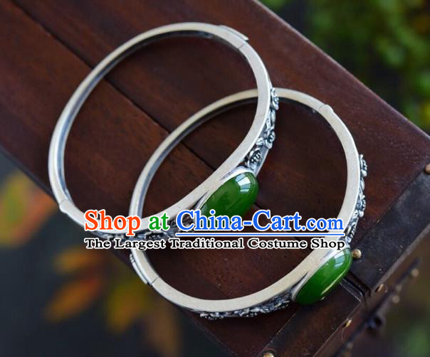 China Handmade Silver Carving Plum Bracelet Accessories Traditional National Chrysoprase Bangle Jewelry