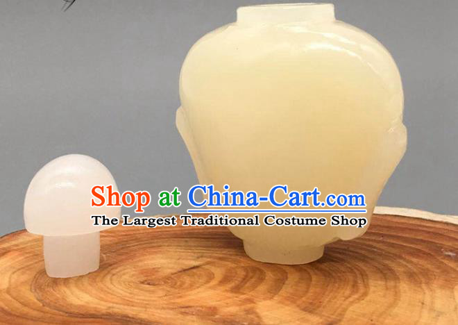 China Traditional Jade Carving Snuff Bottle Handmade Collection Tabatiere Anatomique