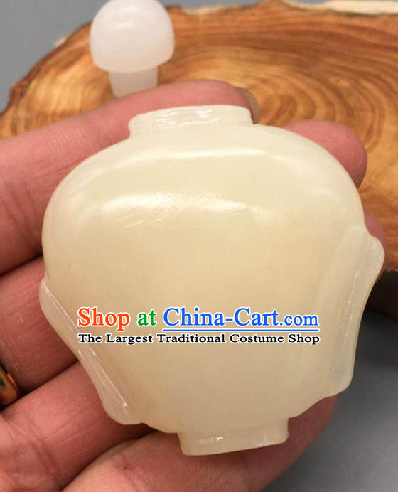 China Traditional Jade Carving Snuff Bottle Handmade Collection Tabatiere Anatomique