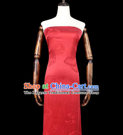 Chinese Traditional Jacquard Red Gambiered Guangdong Gauze Cheongsam Silk Drapery Classical Chrysanthemum Pattern Brocade Fabric