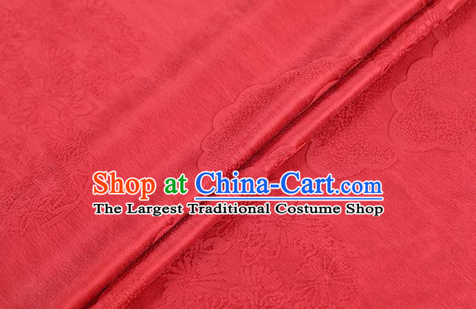 Chinese Traditional Jacquard Red Gambiered Guangdong Gauze Cheongsam Silk Drapery Classical Chrysanthemum Pattern Brocade Fabric