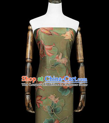 Chinese Traditional Green Silk Drapery Cheongsam Gambiered Guangdong Gauze Fabric Classical Flowers Pattern Brocade