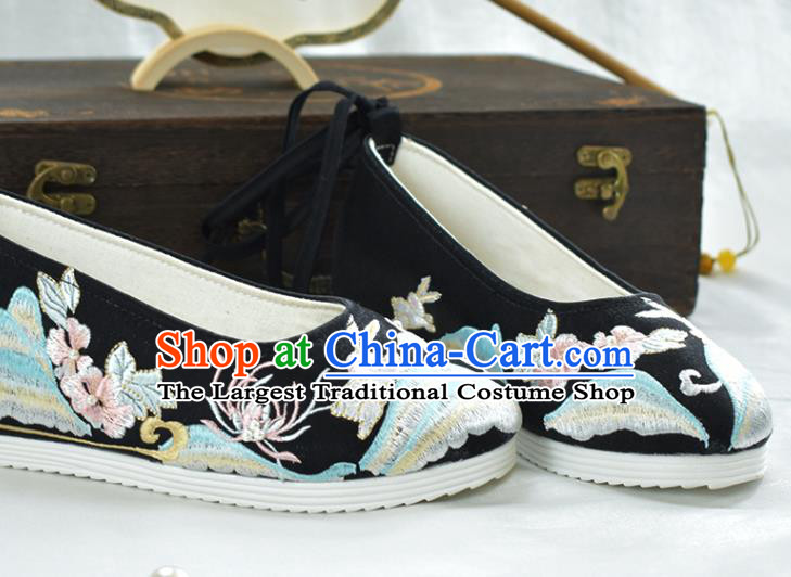 China Women Black Cloth Shoes National Spring Festival Shoes Traditional Embroidered Shoes