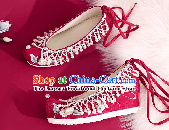 China Red Embroidered Shoes Princess Shoes Traditional Beads Tassel Shoes National Cloth Shoes