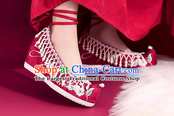 China Red Embroidered Shoes Princess Shoes Traditional Beads Tassel Shoes National Cloth Shoes