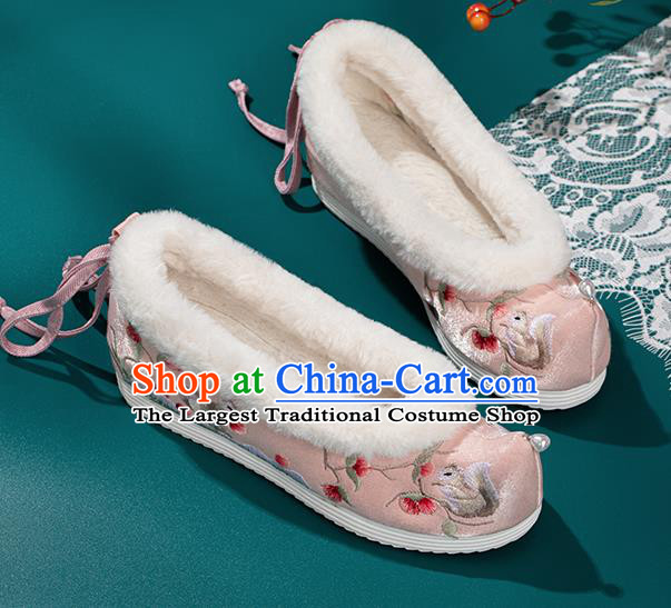 China Embroidered Squirrel Shoes Pink Cloth Shoes National Winter Shoes Traditional Hanfu Princess Shoes