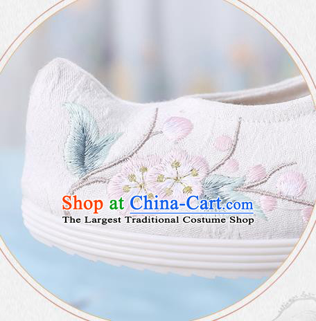 China Embroidered Plum Butterfly Shoes Traditional White Cloth Shoes National Wedge Heel Shoes