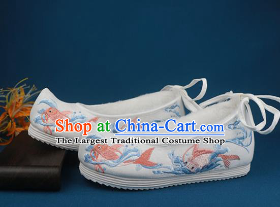 China National Winter Shoes Embroidered White Cloth Shoes Handmade Traditional Shoes