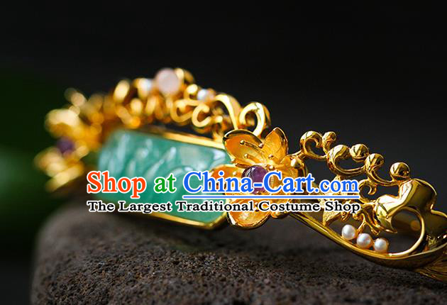Chinese Ancient Empress Jade Carving Lotus Hairpin Traditional Ming Dynasty Golden Pearls Hair Stick