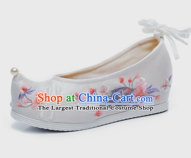 China National White Cloth Shoes Traditional Shoes Embroidered Shoes Handmade Hanfu Bow Shoes