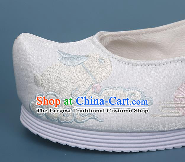 China Hanfu Bow Shoes Traditional Shoes Handmade National White Satin Shoes Embroidered Moon Rabbit Shoes