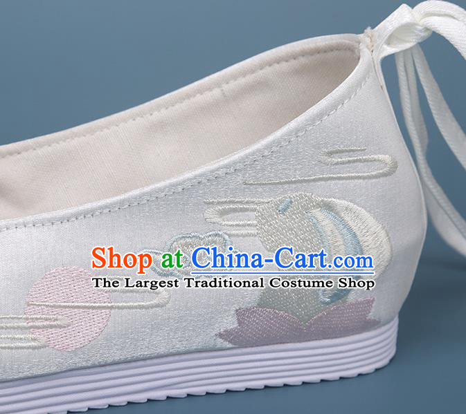 China Hanfu Bow Shoes Traditional Shoes Handmade National White Satin Shoes Embroidered Moon Rabbit Shoes