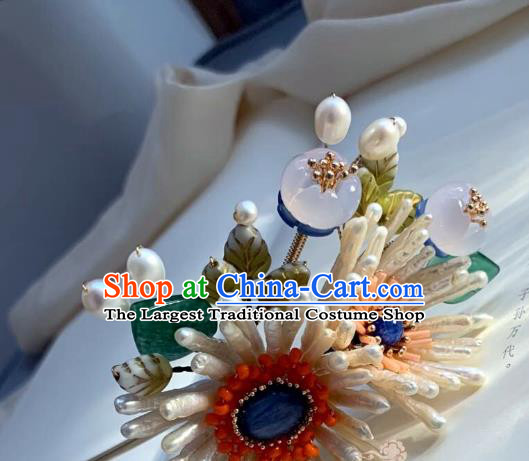 Chinese Handmade Coral Hair Stick Traditional Ming Dynasty Princess Shell Chrysanthemum Hairpin