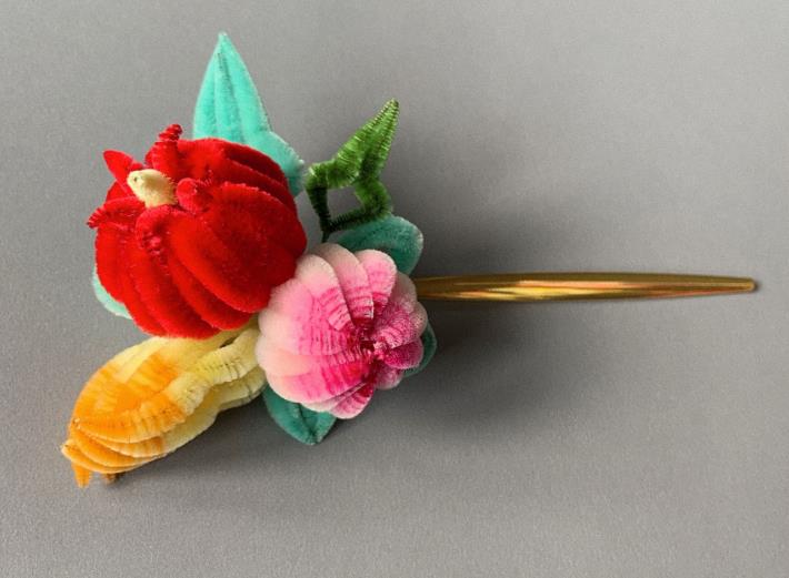 China Classical Velvet Chrysanthemum Hairpin Traditional Qing Dynasty Court Hair Stick