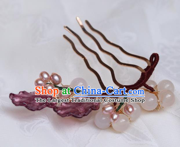 China Classical Hanfu Pearls Hairpin Traditional Ming Dynasty Princess Plum Hair Comb