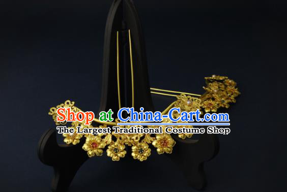 China Ancient Princess Golden Flowers Hairpin Handmade Traditional Ming Dynasty Pearls Gems Hair Stick