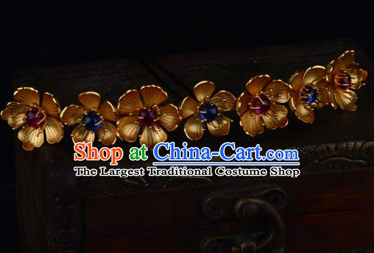 China Ancient Imperial Consort Gems Hairpin Handmade Traditional Jin Dynasty Golden Plum Hair Crown