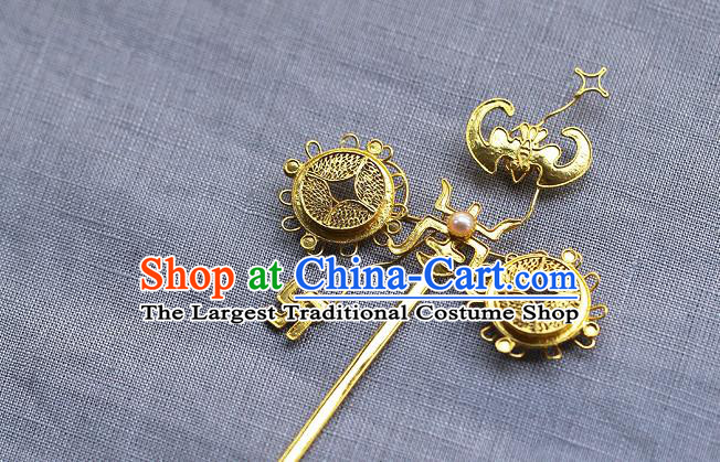 China Ancient Imperial Concubine Golden Bat Hairpin Handmade Traditional Ming Dynasty Filigree Hair Stick Jewelry