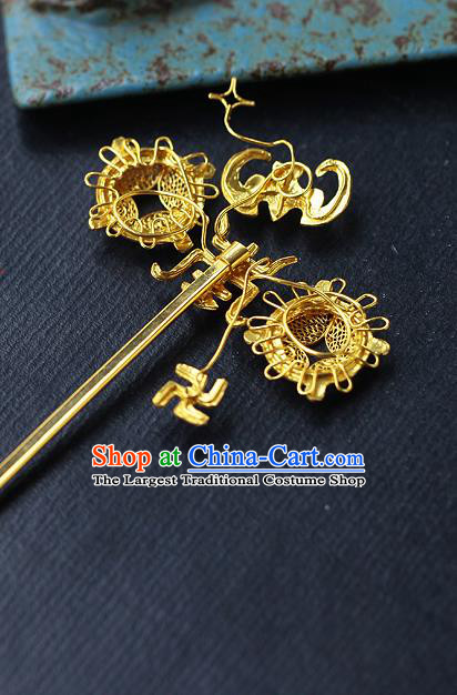 China Ancient Imperial Concubine Golden Bat Hairpin Handmade Traditional Ming Dynasty Filigree Hair Stick Jewelry