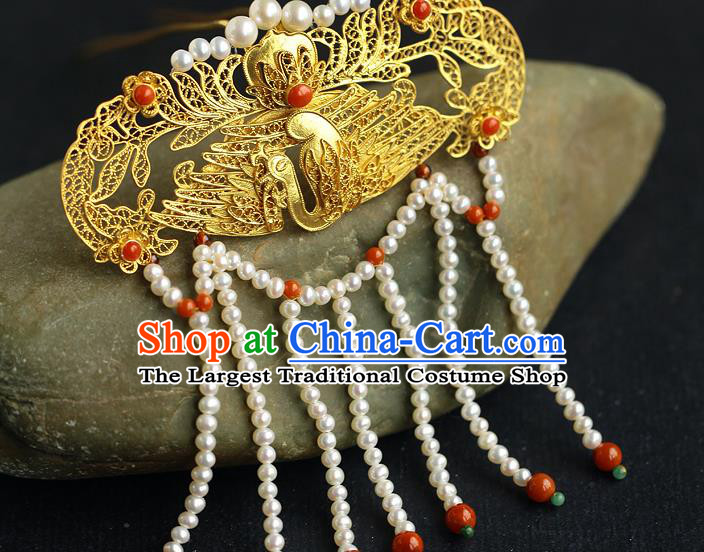 China Ancient Palace Woman Golden Phoenix Hairpin Handmade Traditional Ming Dynasty Pearls Tassel Step Shake