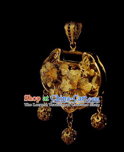 China Traditional Ming Dynasty Necklace Accessories Ancient Princess Golden Necklet Pendant