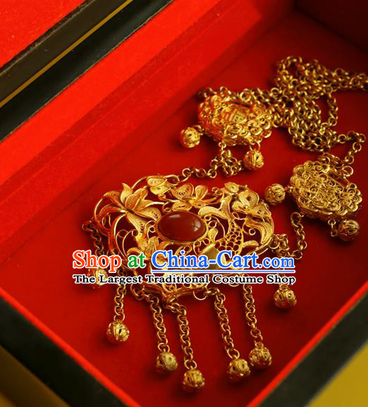 China Traditional Hanfu Agate Necklace Accessories Ancient Princess Golden Lotus Lock Necklet Pendant
