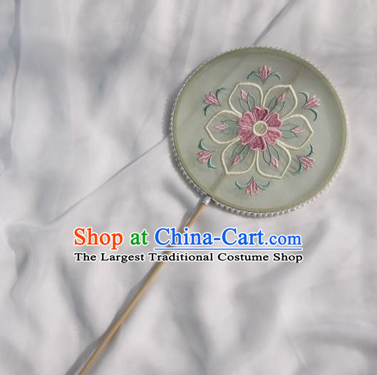 China Ancient Princess Embroidered Palace Fan Handmade Light Green Silk Circular Fan Traditional Tang Dynasty Hanfu Fan