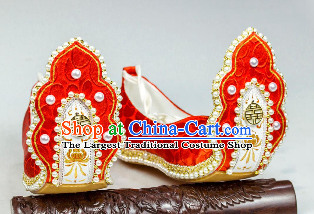 China Hanfu Wedding Shoes Traditional Song Dynasty Princess Pearls Shoes Classical Red Brocade Shoes