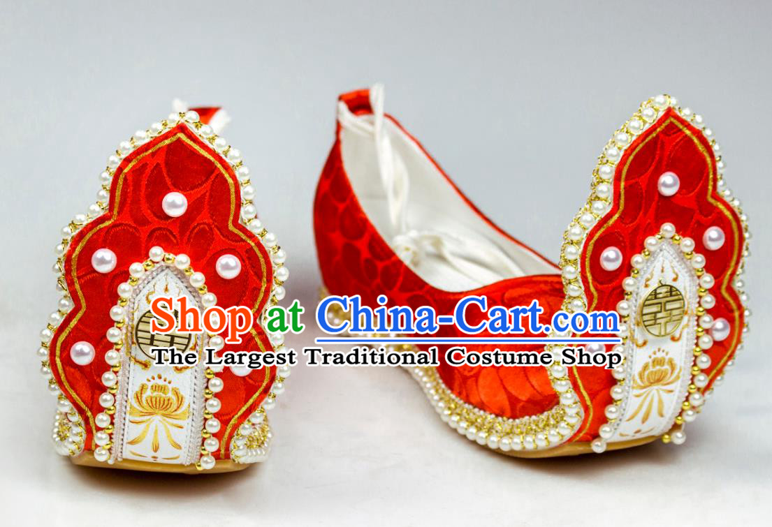 China Hanfu Wedding Shoes Traditional Song Dynasty Princess Pearls Shoes Classical Red Brocade Shoes