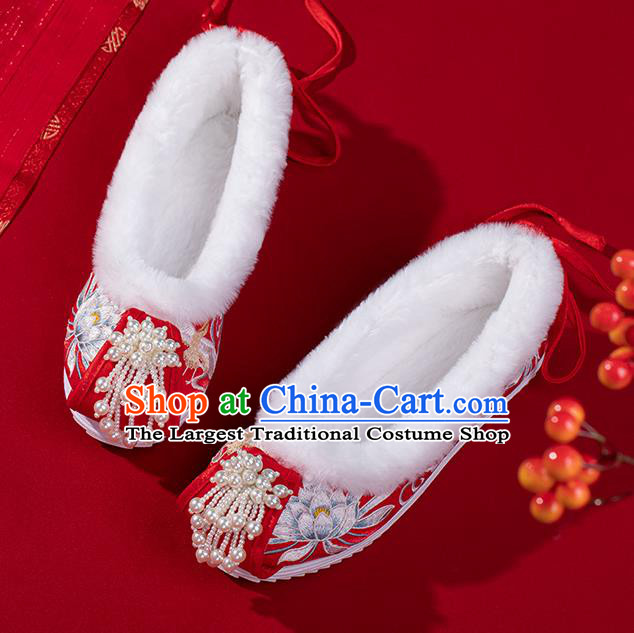 China Ming Dynasty Shoes Classical Winter Red Brocade Shoes Traditional Wedding Hanfu Embroidered Shoes