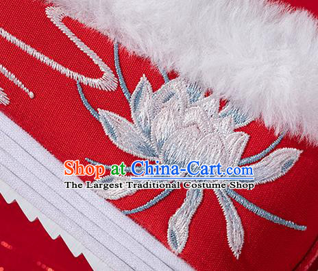China Ming Dynasty Shoes Classical Winter Red Brocade Shoes Traditional Wedding Hanfu Embroidered Shoes