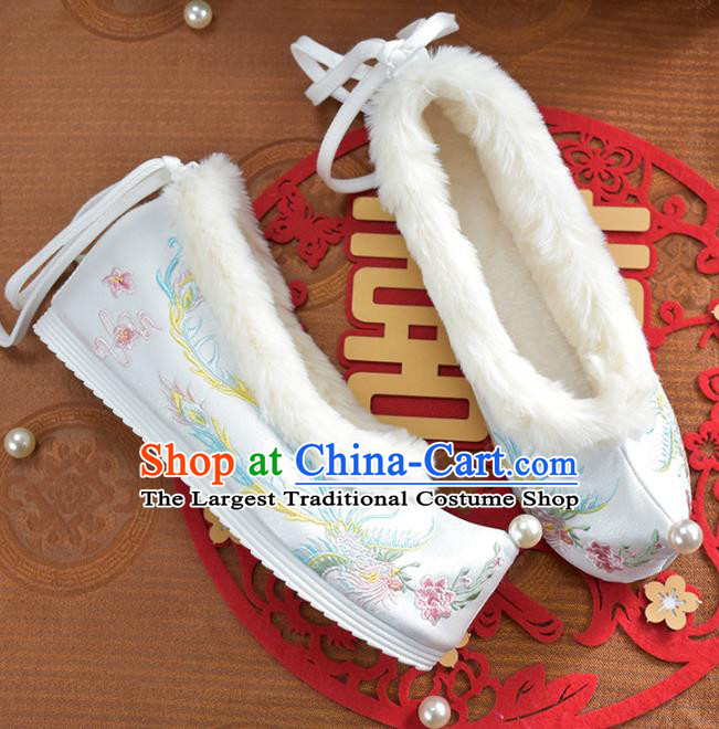 China Winter Shoes Traditional Hanfu Shoes National Embroidered Phoenix Light Blue Cloth Shoes