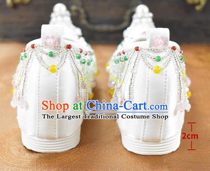 China Women Shoes National Embroidered White Cloth Shoes Traditional Hanfu Shoes Wedding Shoes